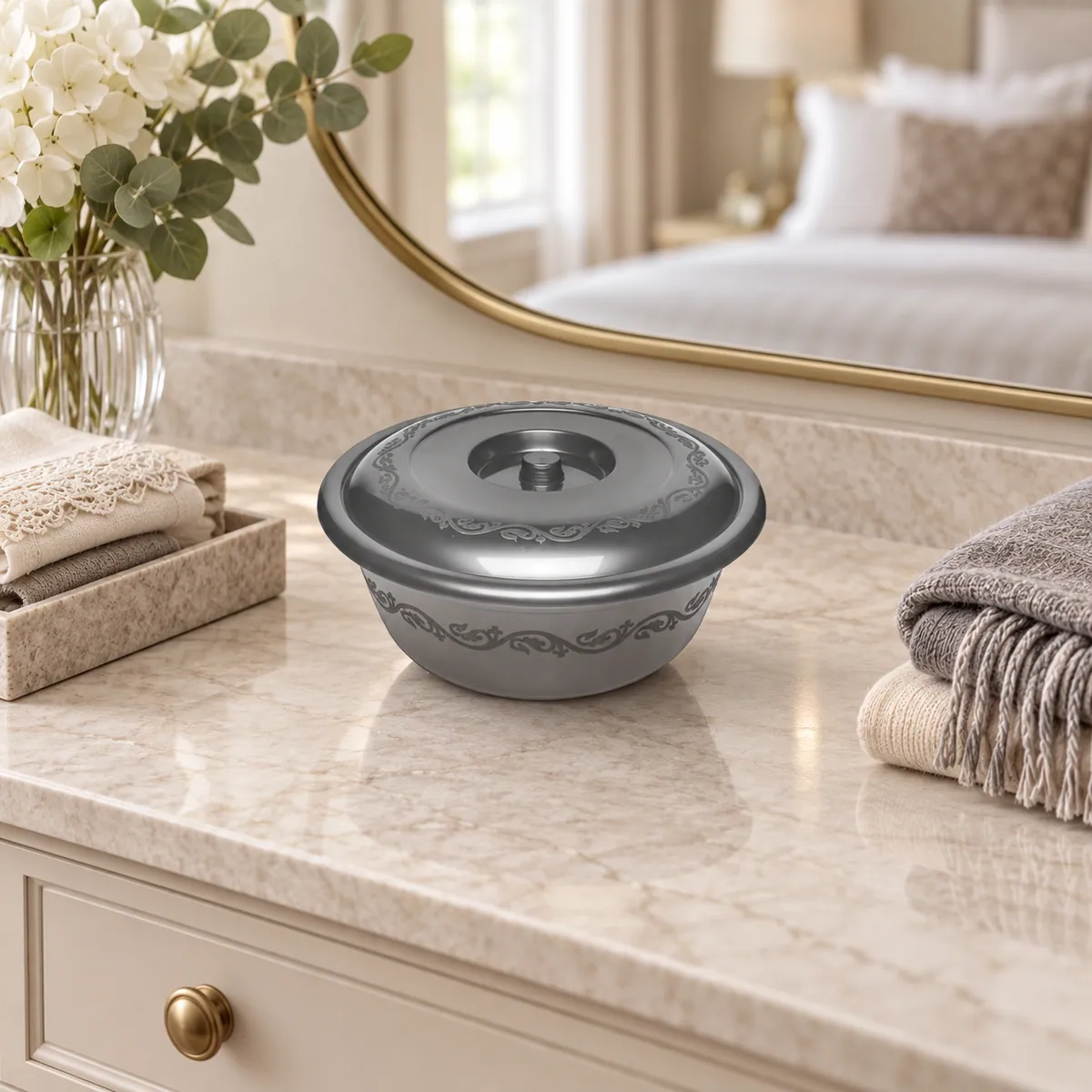 BASIN WITH LID 2 for discreet textile accessory organization